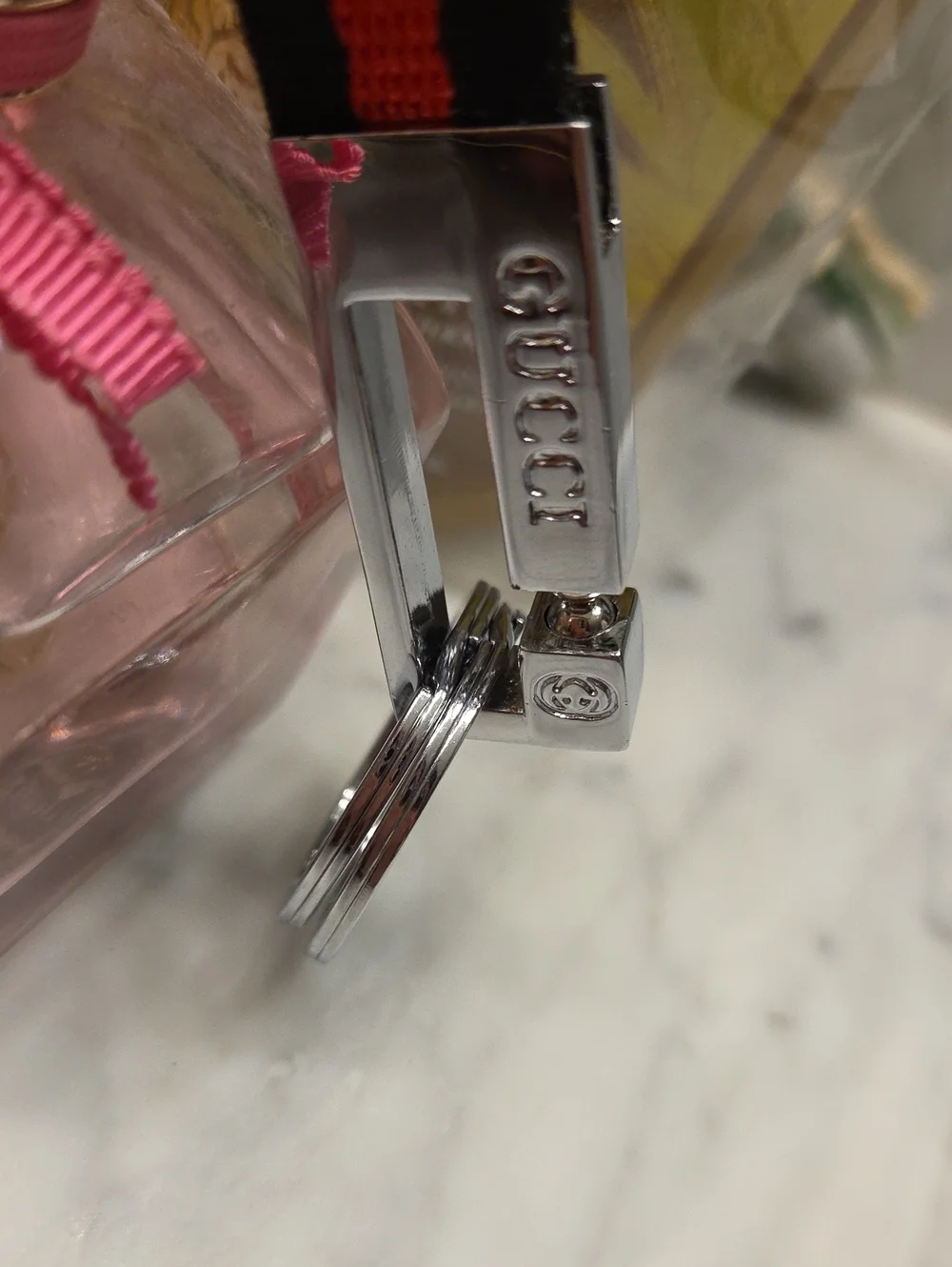 NWOT Gucci Black and Red Web Stripe Key Ring with Silver Hardware Full Inclusion